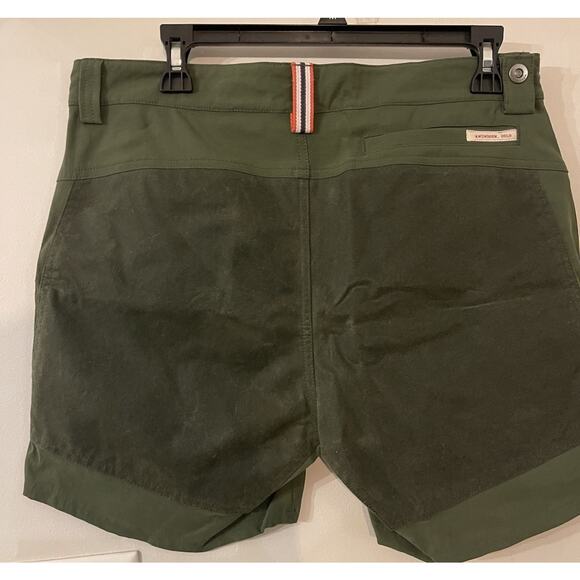 NEW AMUNDSEN MEN’S 7 INCH FIELD SHORT SRUCE GREEN $190 SZ MED HIKE CLIMB SKI - Picture 8 of 8